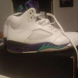 Jordan 5 V Grape Sneakers